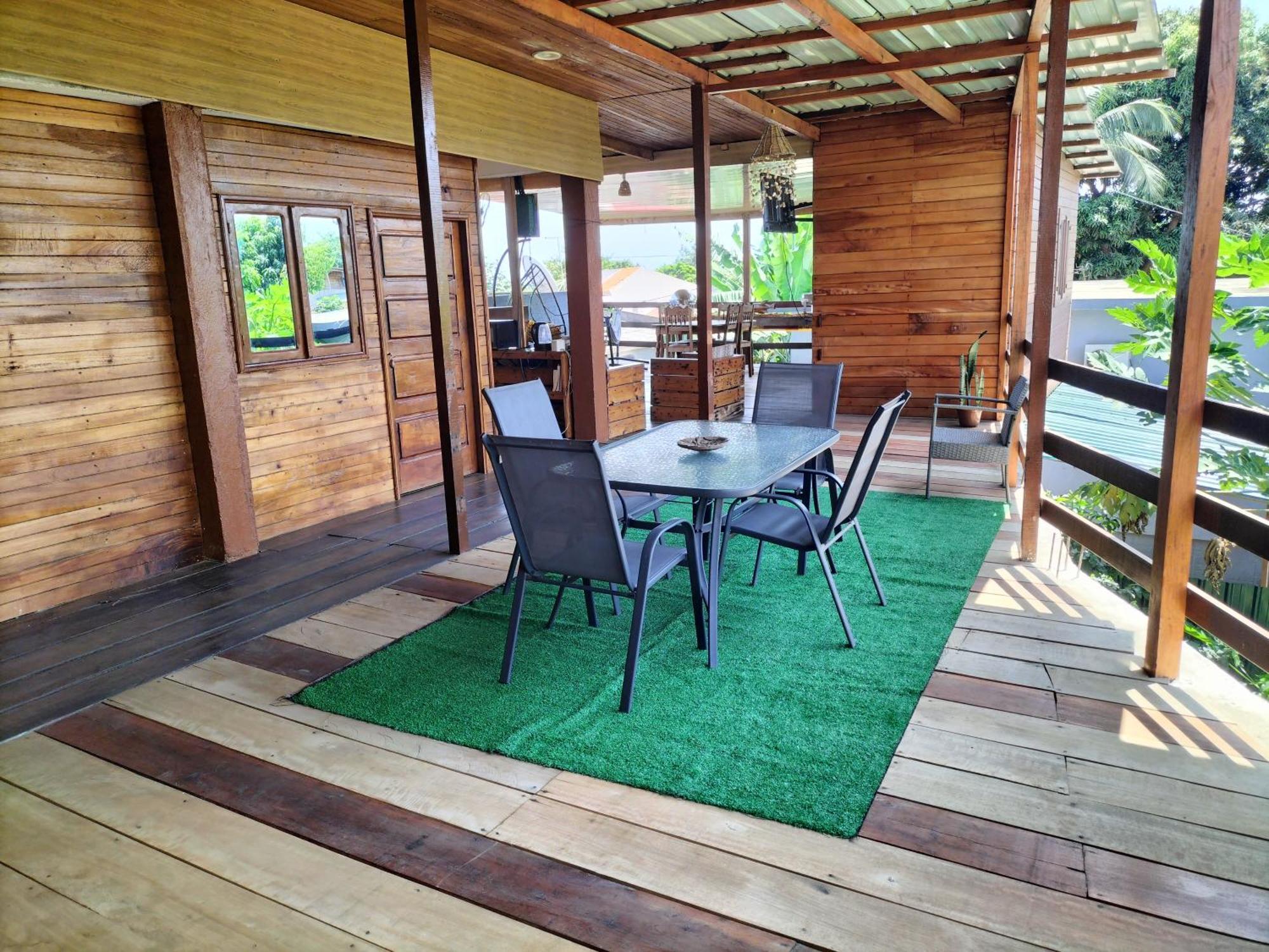 Monteiro Paradise Guest House Сао Томе Екстериор снимка